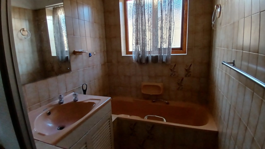 To Let 3 Bedroom Property for Rent in Townsend Estate Western Cape